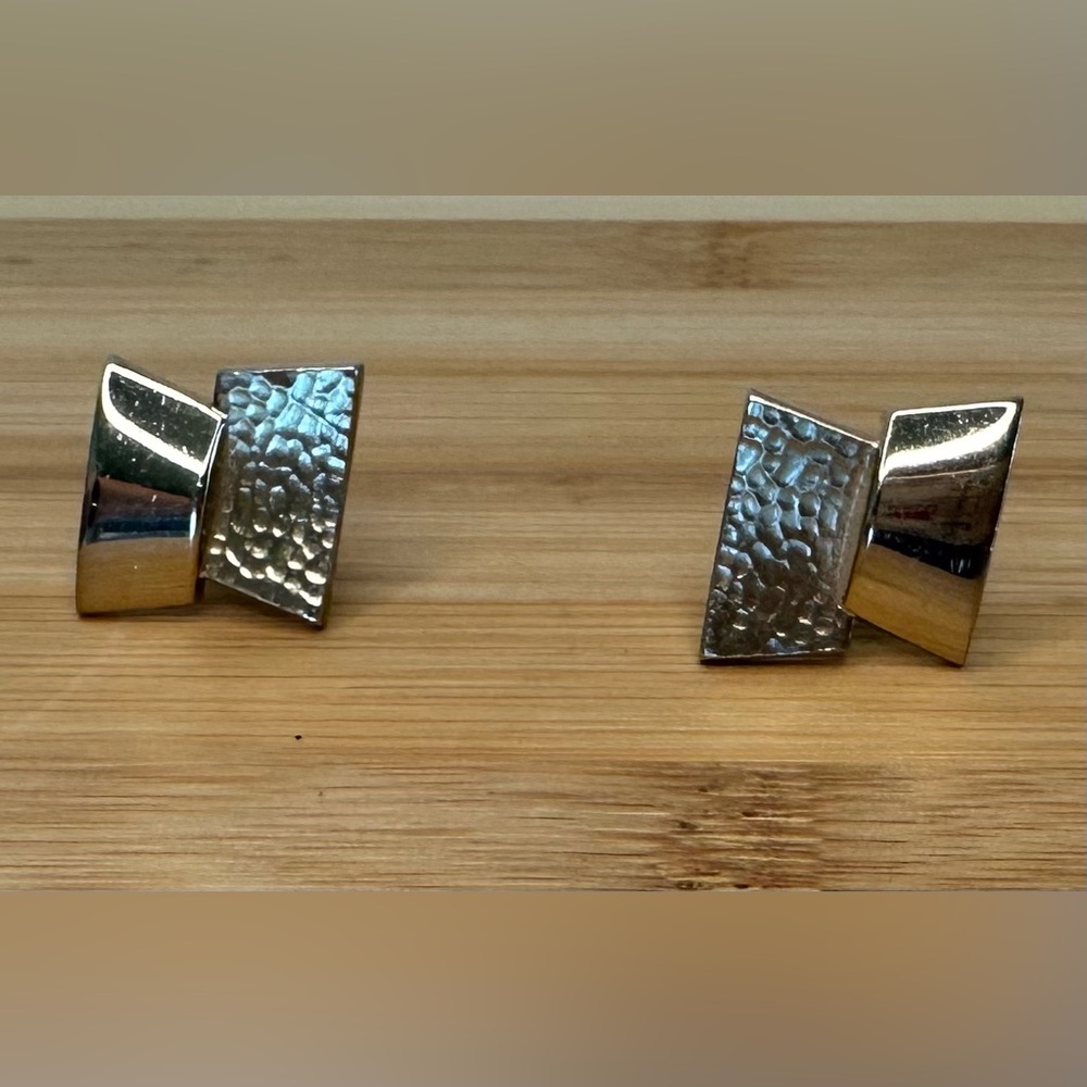Vintage Modernist Cufflinks Hammered & Polished Gold Tone Geometric Design